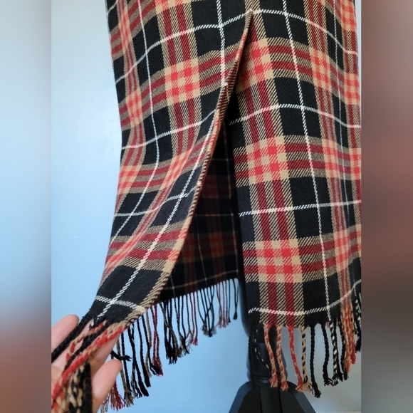 Vntg Requirements Wool Blend Tartan Plaid Fringe Pencil Skirt 4P in Red Black - Picture 5 of 9